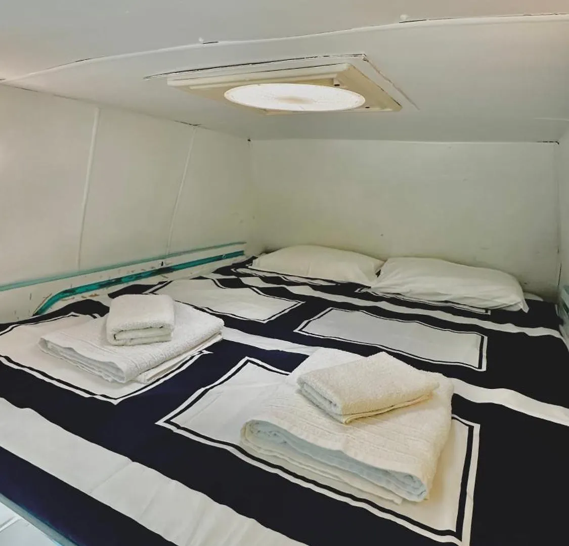 Hotel Autocaravana Dory Lisboa 0*,  Portugalsko
